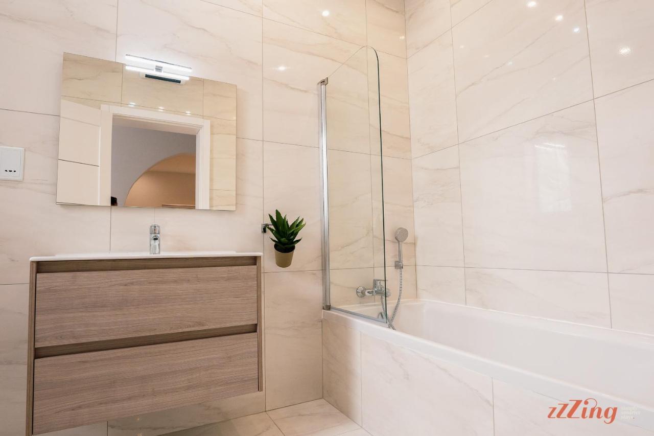 Stunning Holiday Villa With A Heated Jacuzzi St. Paul's Bay Luaran gambar